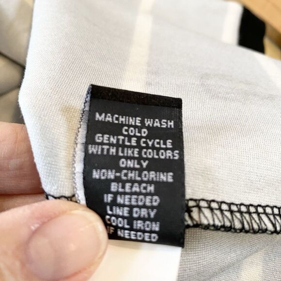 TORRID Black and White Stripe Pull On Pencil Skirt Size 4X Contemporary Stretch - Picture 8 of 11